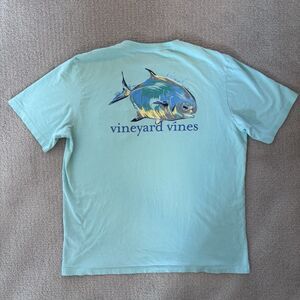 Vineyard Vines Short Sleeve Pocket Tee Size Large Aqua Painted Fish Graphic